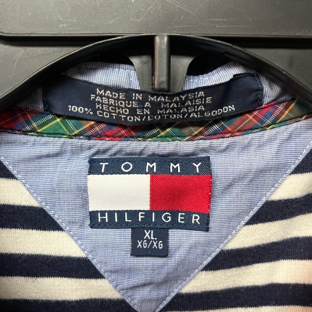 Tommy Hilfiger Men's Polo with Navy and White Stripes - Picture 3 of 4
